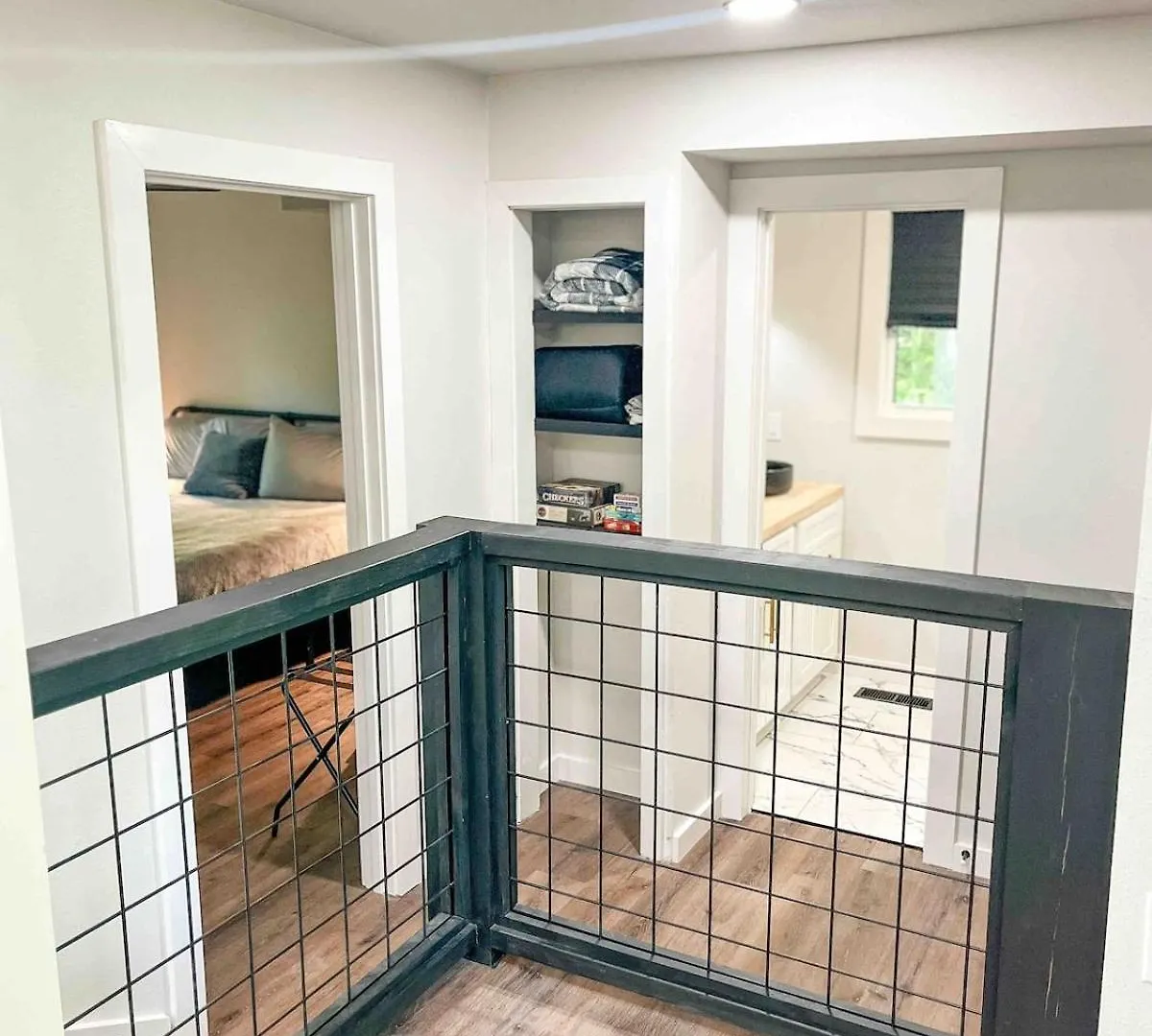 Modern Mountain Hideaway-secluded, Close To Town Pigeon Forge