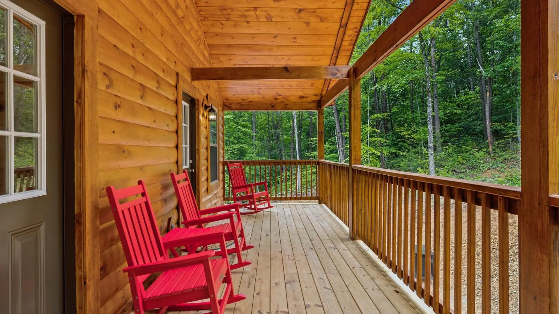 On Blackbeary Hill A Cozy 3 Bedroom Perfect For A Getaway In An Enchanting Forest Setting *