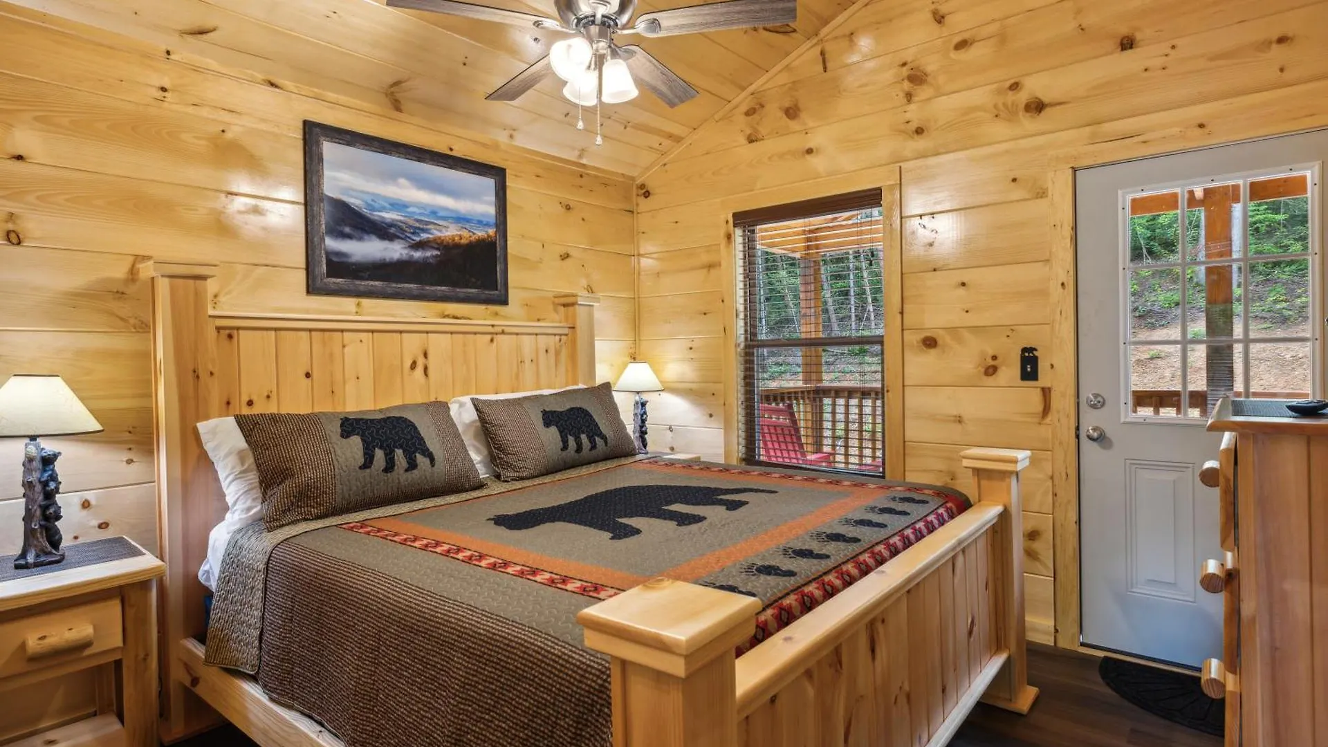 Holiday home On Blackbeary Hill A Cozy 3 Bedroom Perfect For A Getaway In An Enchanting Forest Setting