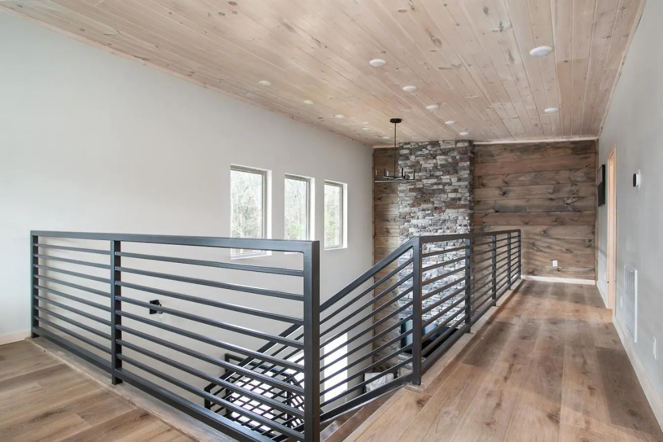 Stunning Heights Retreat Hot Tub, Mtn Views And Pigeon Forge