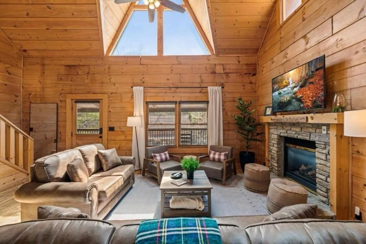 Kelly's Cozy 4 Bedroom Parkway *