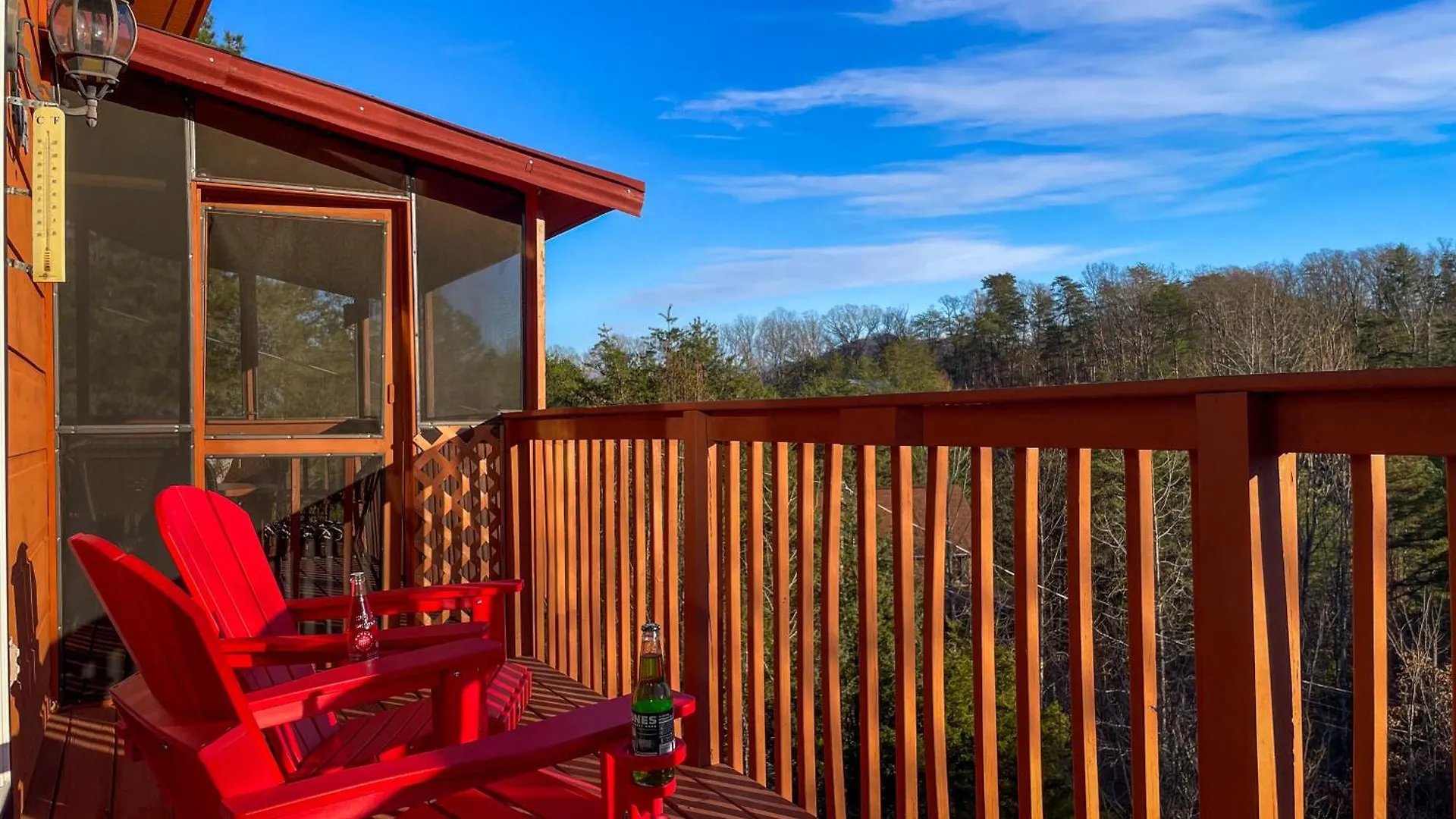 Luxurious Cabin, W/ Hottub, Easydrive, Arcade Game, Panoramic Views * Pigeon Forge