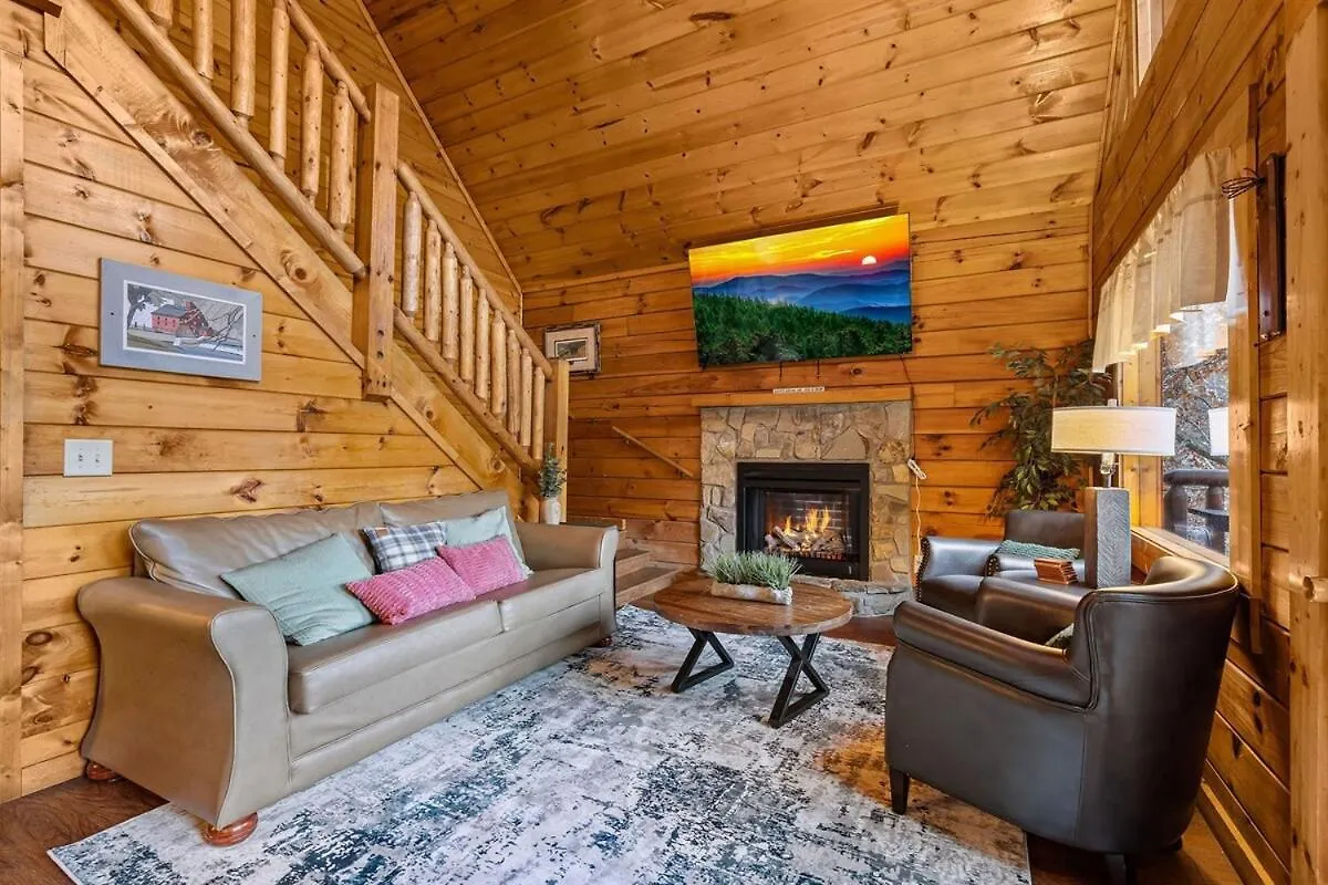 Newlisting 1mile Parkway, Gameroom, Hottub, Bbq, Sleeps 14, 5 Bedroom With Attached Bath, Pet Friendly Pigeon Forge