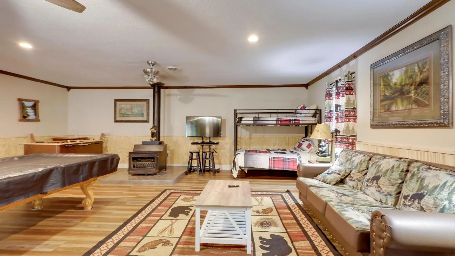 By Dollywood With Private Pool! *