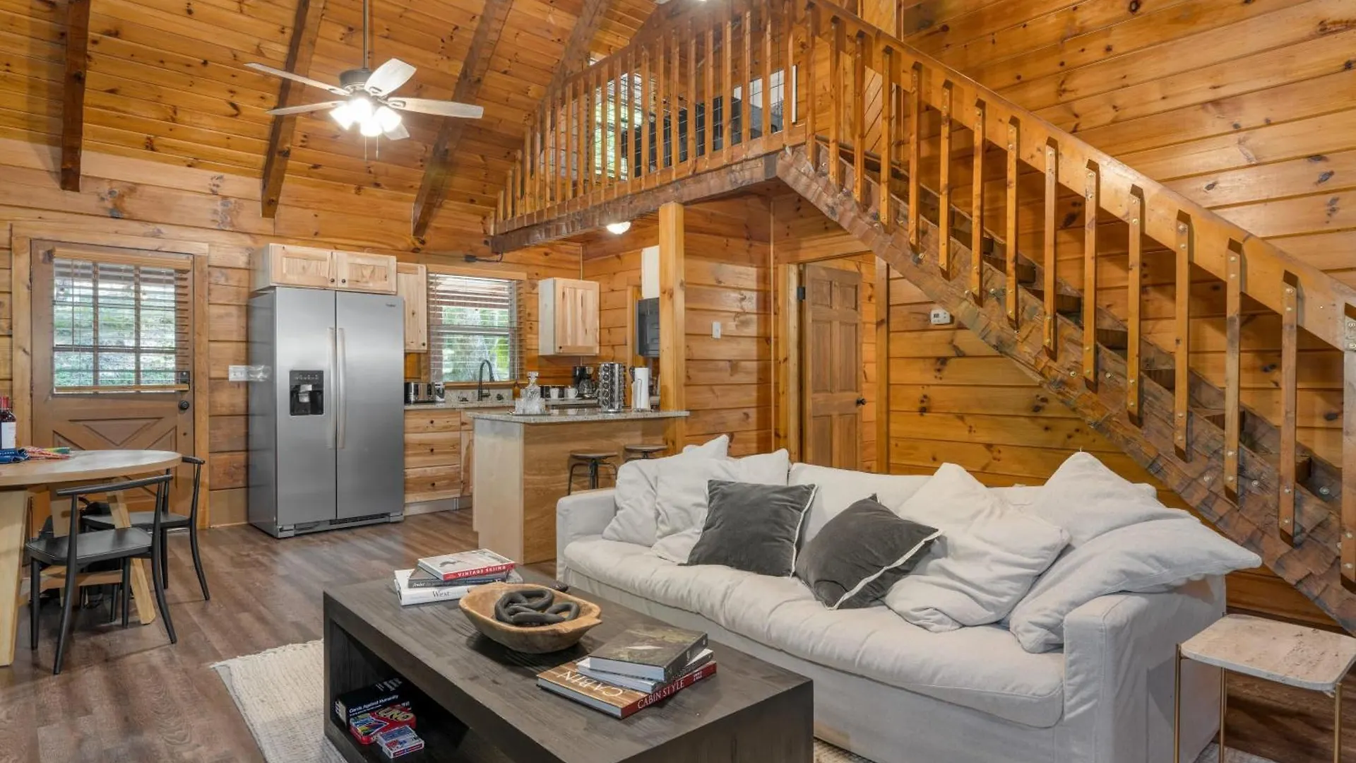 Dudley Iv By Avantstay Cosy W Hot Tub Sweeping Views Holiday home Pigeon Forge