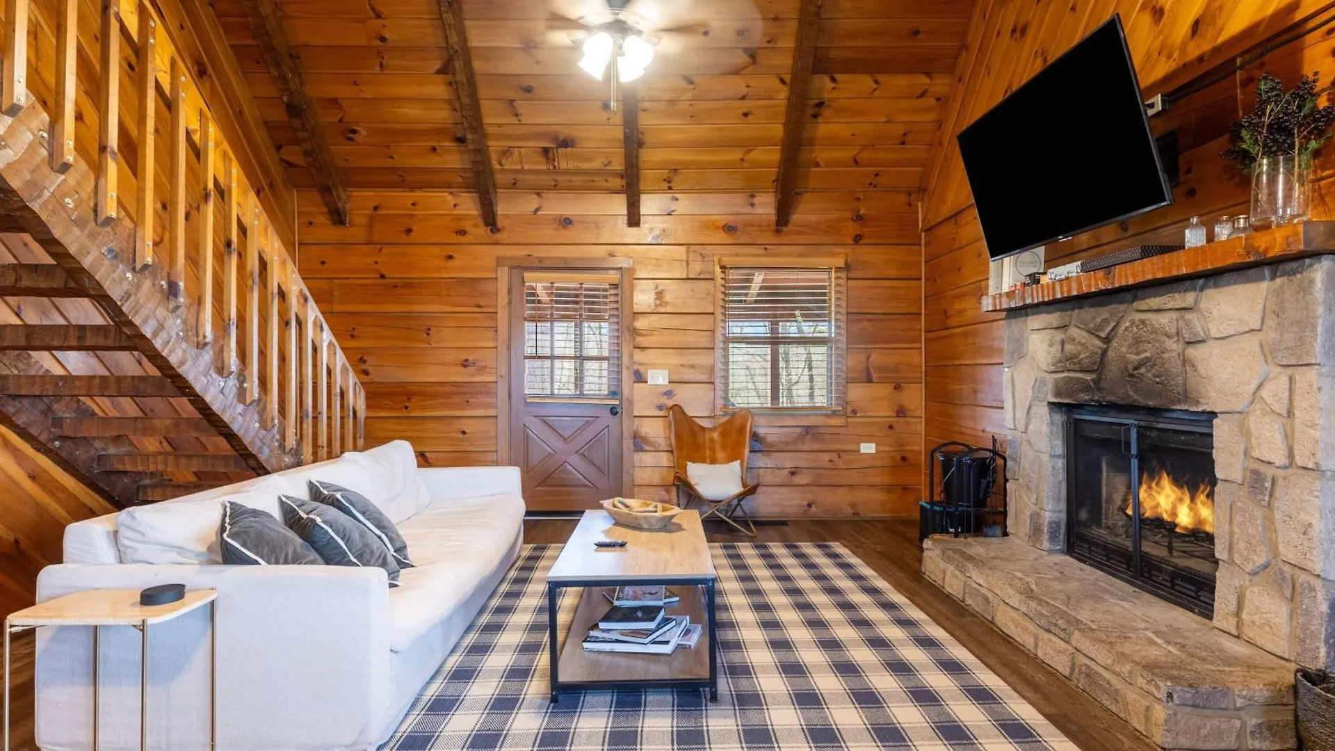 Holiday home Dudley Ii By Avantstay Comfortable W Hot Tub Views Pigeon Forge