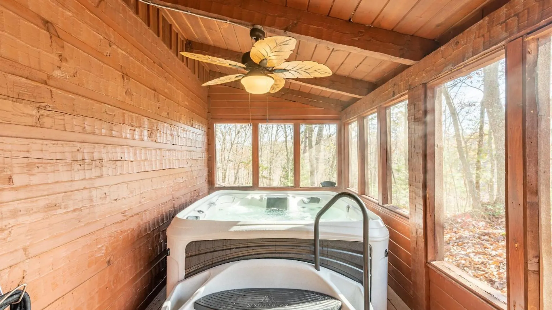 Dudley Ii By Avantstay Comfortable W Hot Tub Views Holiday home Pigeon Forge