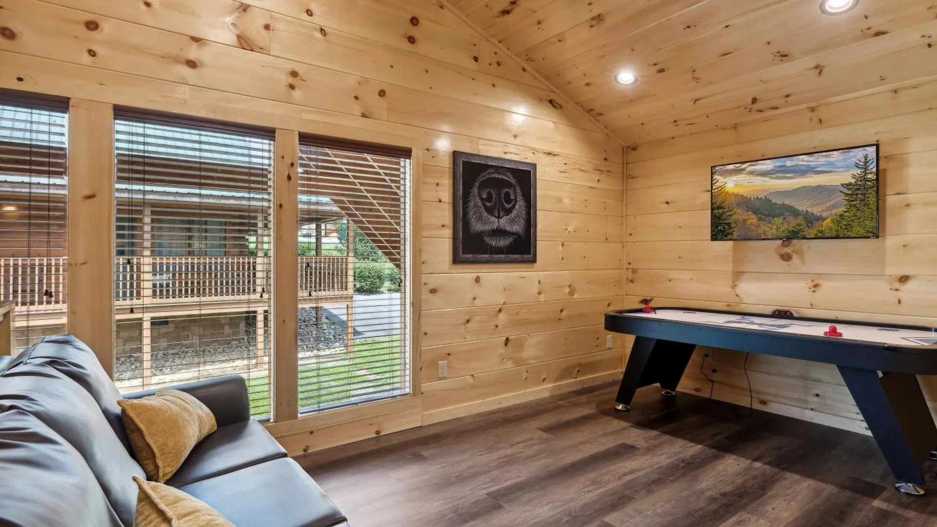 Holiday home Are My Sunshine - 3 Bedroom - Downtown Pigeon Forge!! Pigeon Forge