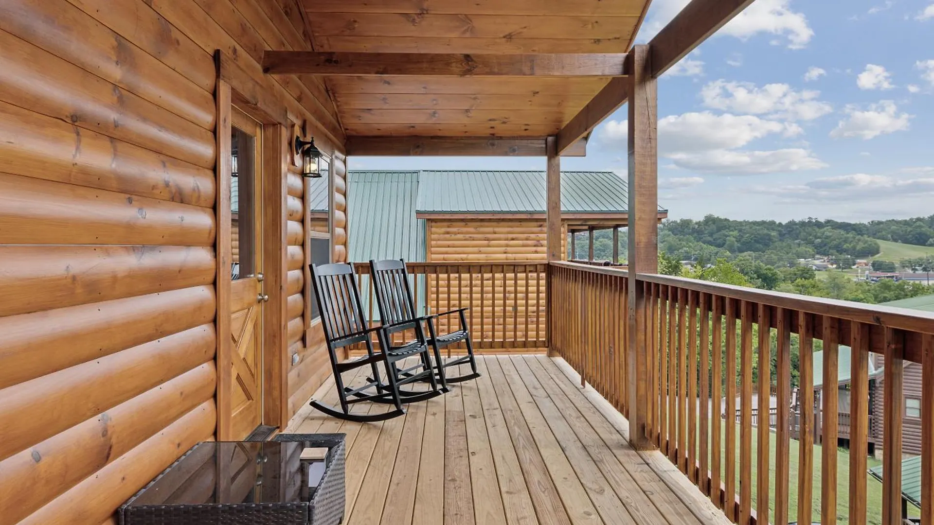 Holiday home Are My Sunshine - 3 Bedroom - Downtown Pigeon Forge!!