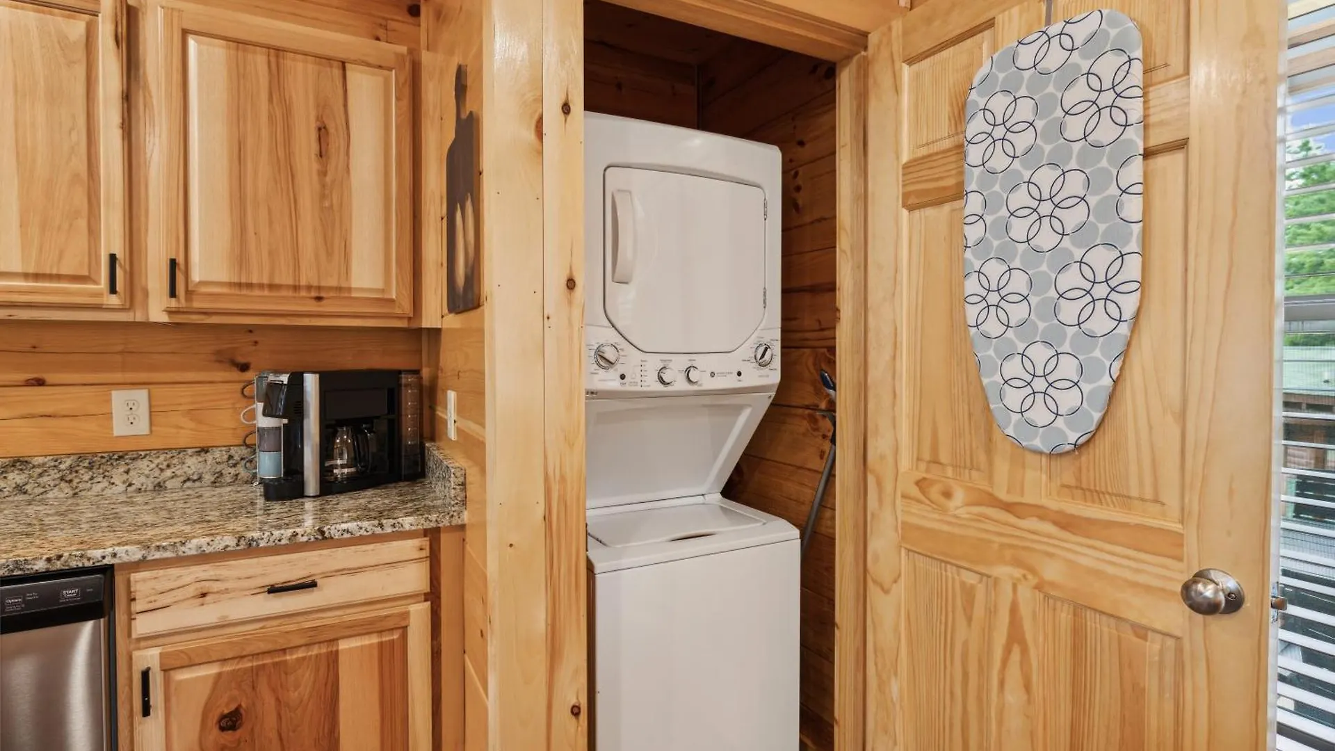 Amazing Grace - Newly Built - 3 Bedroom - Less Than 2 Miles From The Island *