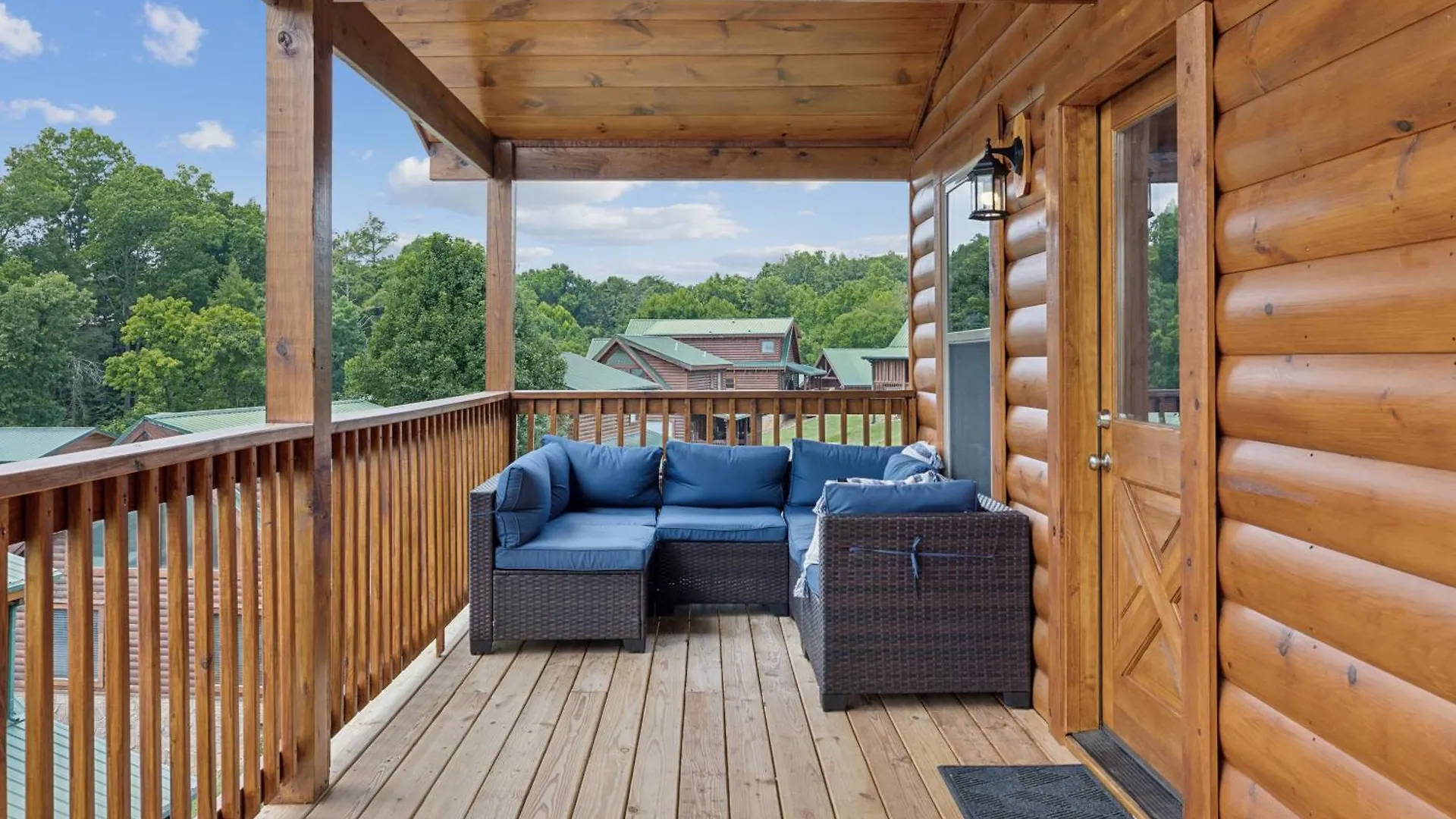 Are My Sunshine - 3 Bedroom - Downtown Pigeon Forge!! Holiday home *