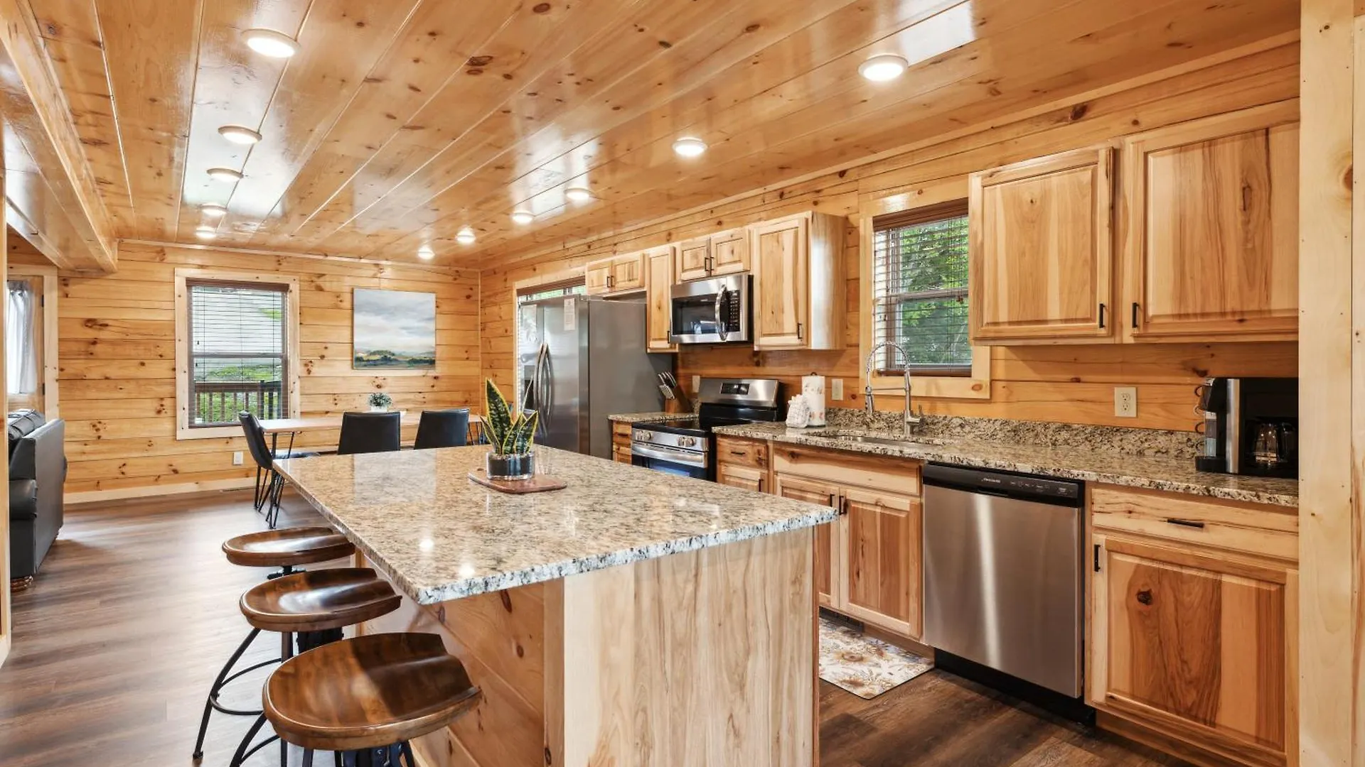 Amazing Grace - Newly Built - 3 Bedroom - Less Than 2 Miles From The Island Pigeon Forge