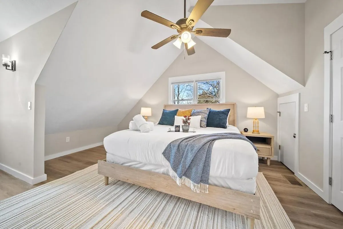 Lux Cabin, Indoor Heated Pool, Hot Tub, Arcades, Close To Dollywood *
