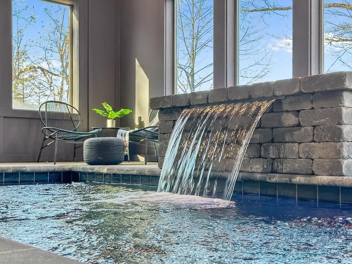 Lux Cabin, Indoor Heated Pool, Hot Tub, Arcades, Close To Dollywood