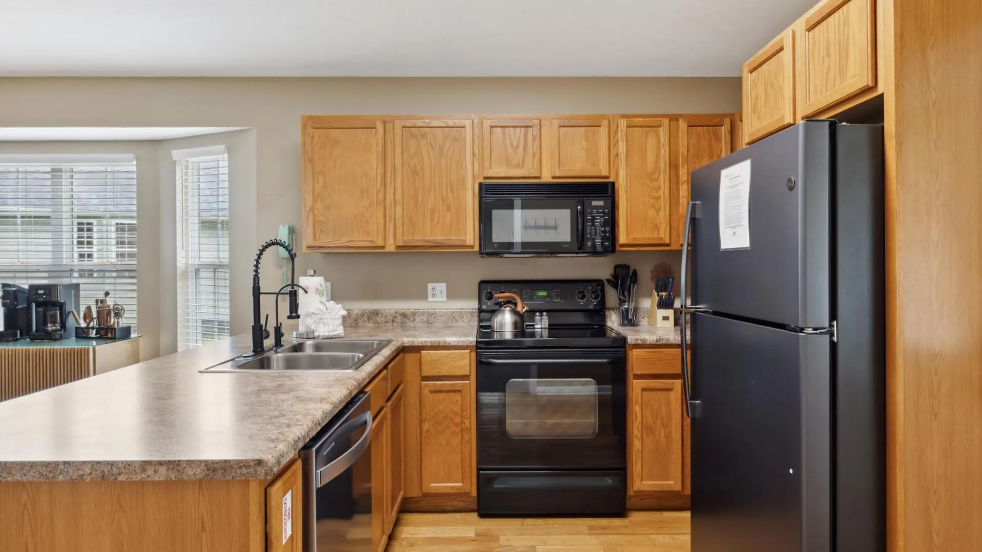 Charming 2 Bed Oasis With River Access Hot Tub And Outdoor Fun Sleeps 6 Comfortably *