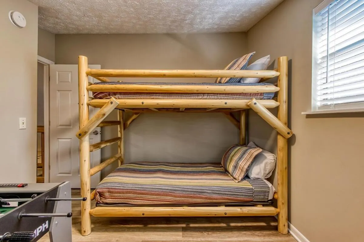 펜션 Serene W Hot Tub, Games, Wi-fi, Pets Ok *