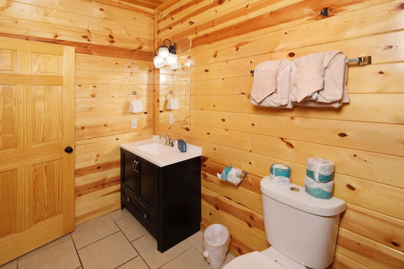 Holiday home Pet Friendly 5br Indoor Pool Gameroom Theater *