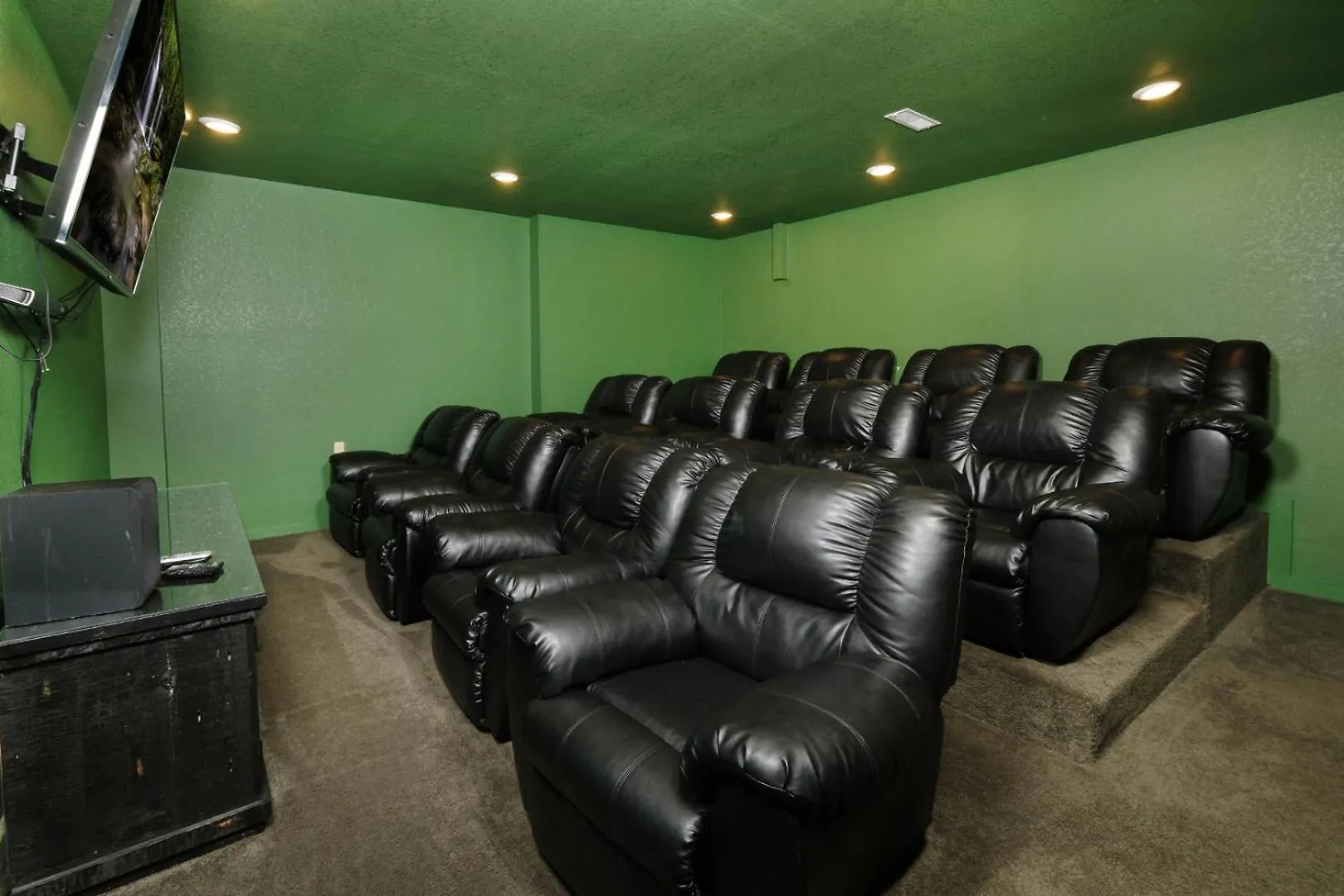 Holiday home Pet Friendly 5br Indoor Pool Gameroom Theater