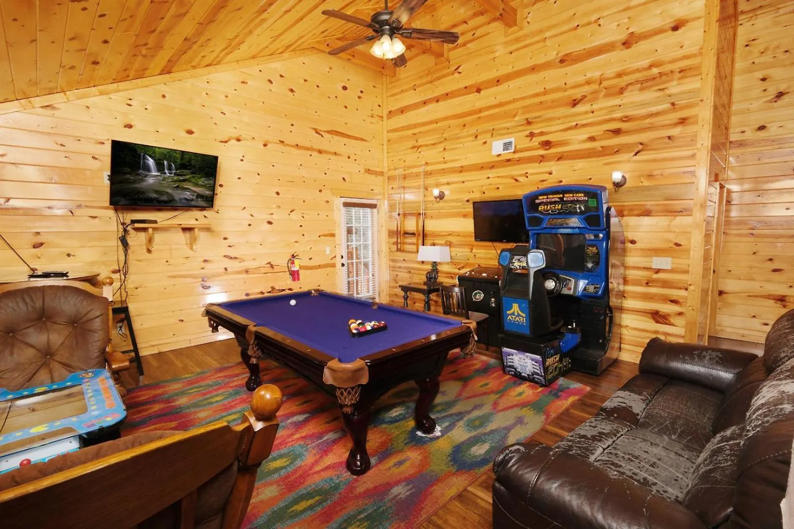 Pet Friendly 5br Indoor Pool Gameroom Theater