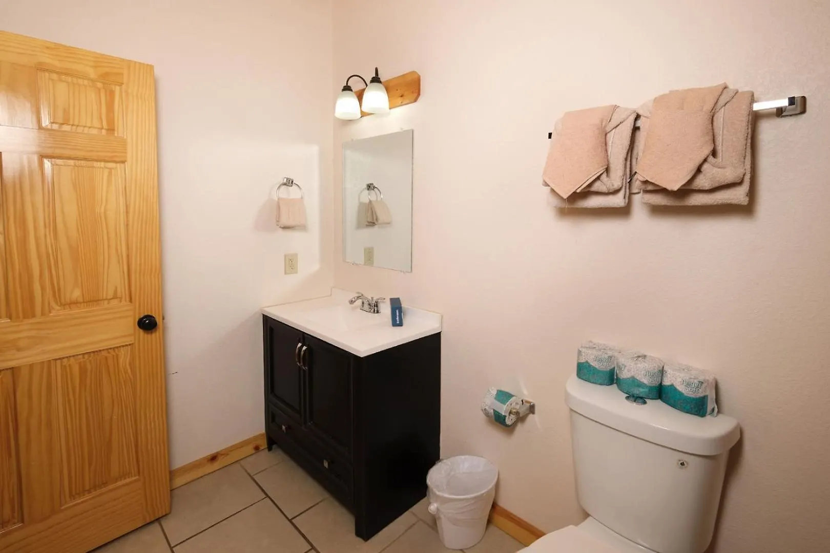 Pet Friendly 5br Indoor Pool Gameroom Theater