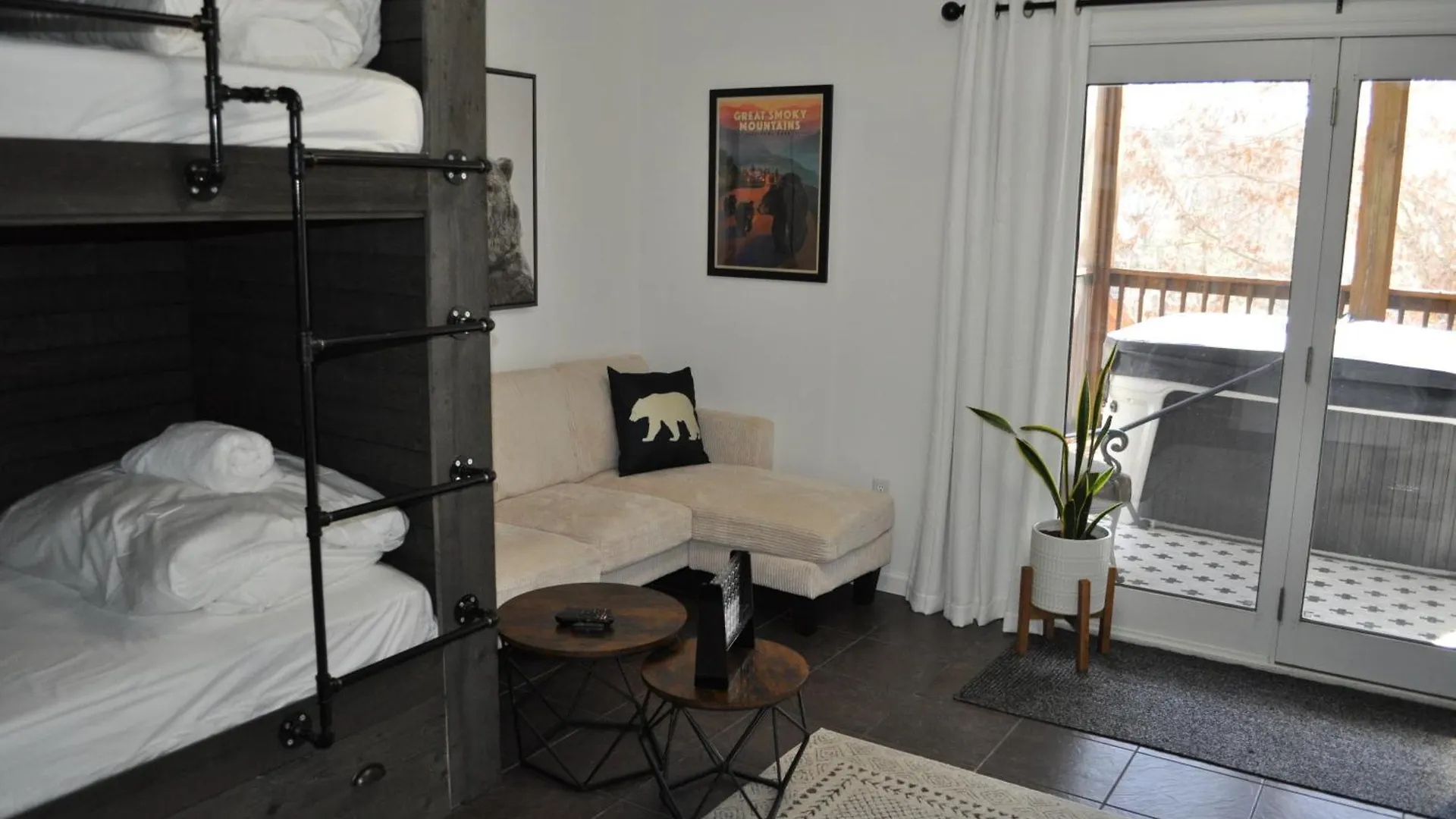 Relax At Forge Tranquil Retreat Near Attractions * Pigeon Forge