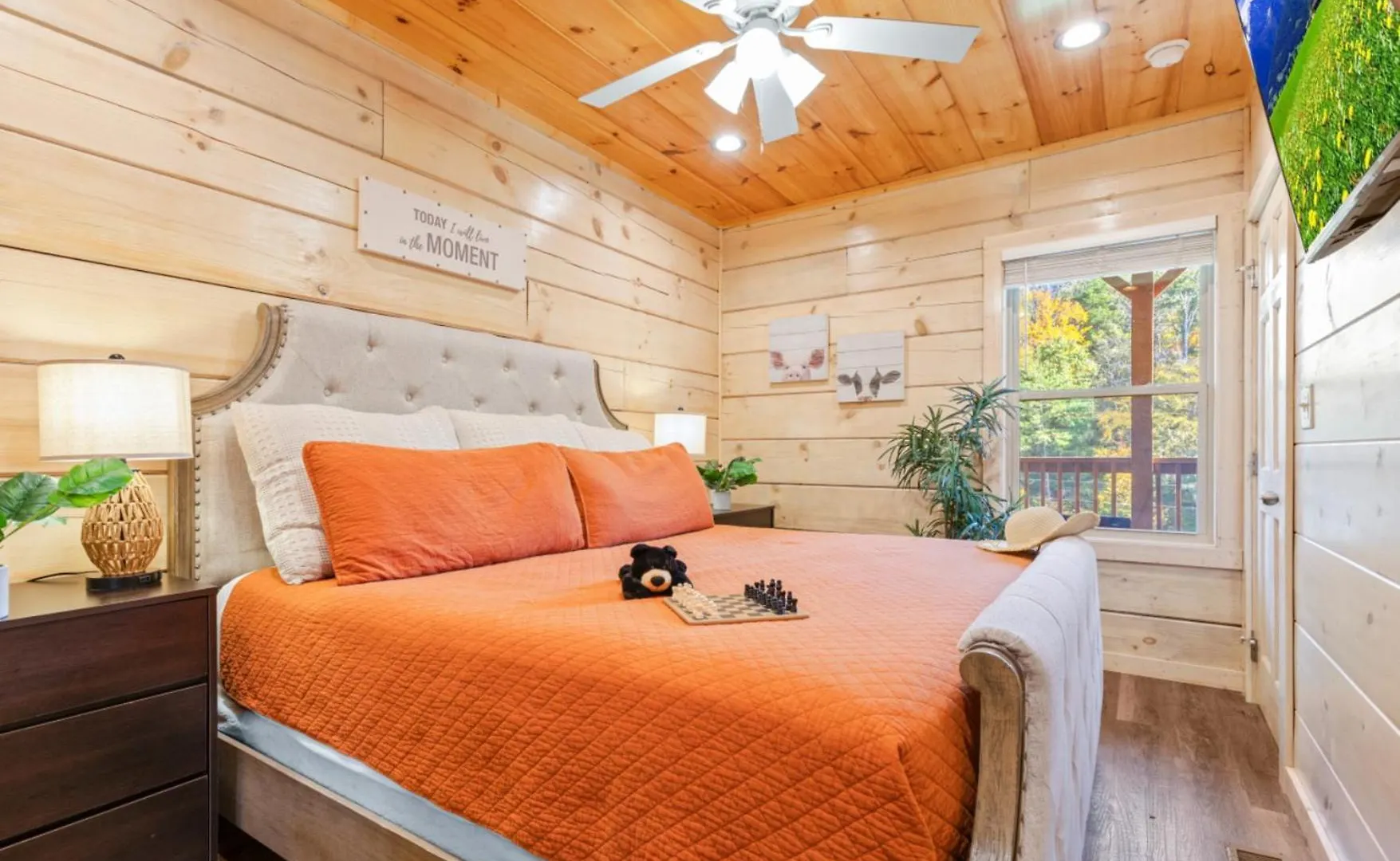 Enchanted Forest Hideaway By Ghosal Luxury Chalet