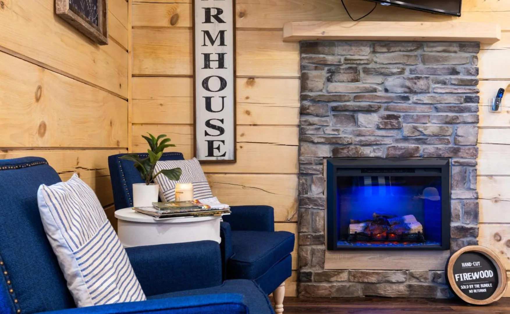 Enchanted Forest Hideaway By Ghosal Luxury Chalet *