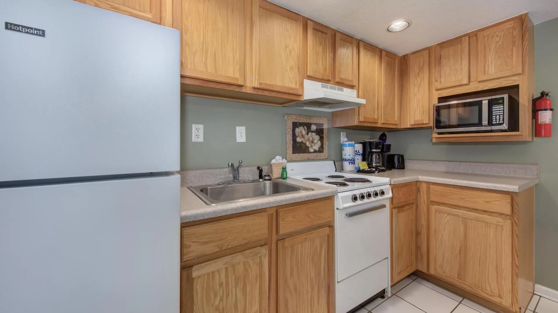 Colonial Crest Unit #113 *