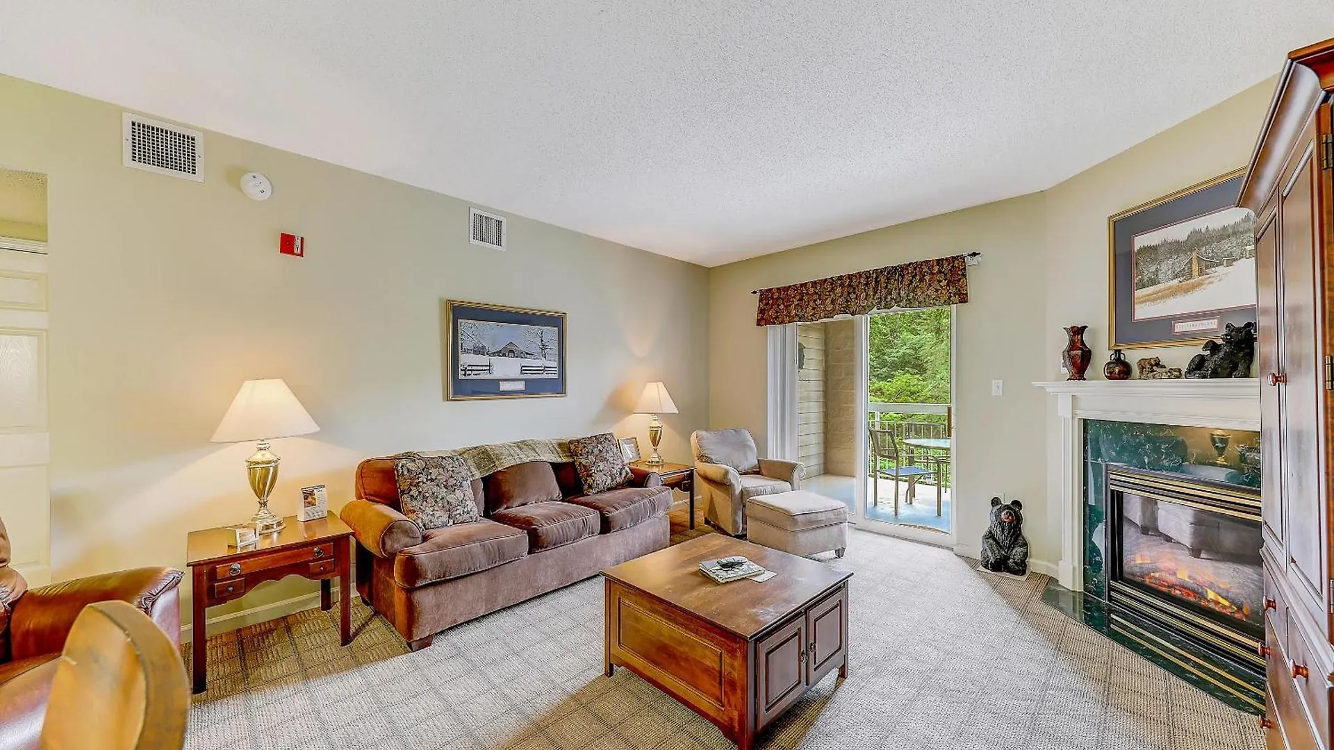 Whispering Pines 424 Apartment
