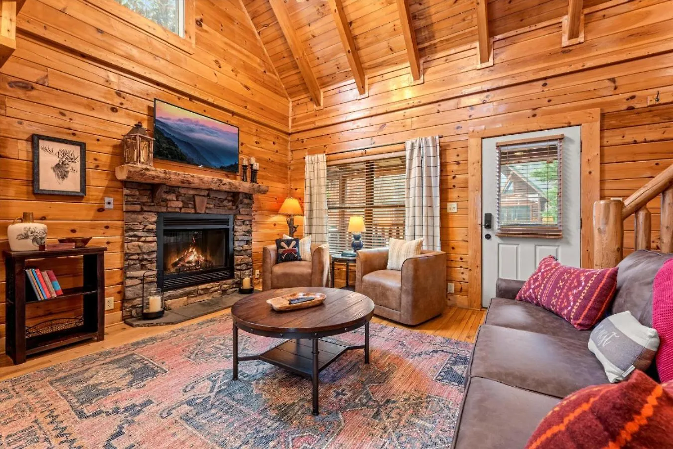 Holiday home Luxe Modern Nest- Hot Tub- Pool Table- Bbq
