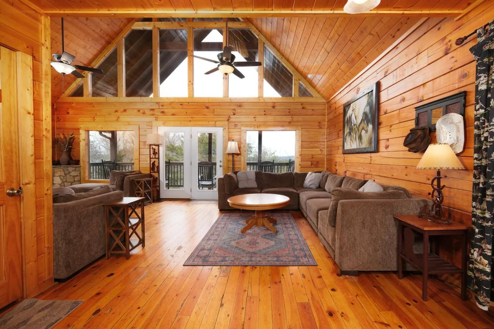 Spacious 5br 8 Min To Dollywood Hot Tub Views Free Attraction Tickets Holiday home Pigeon Forge