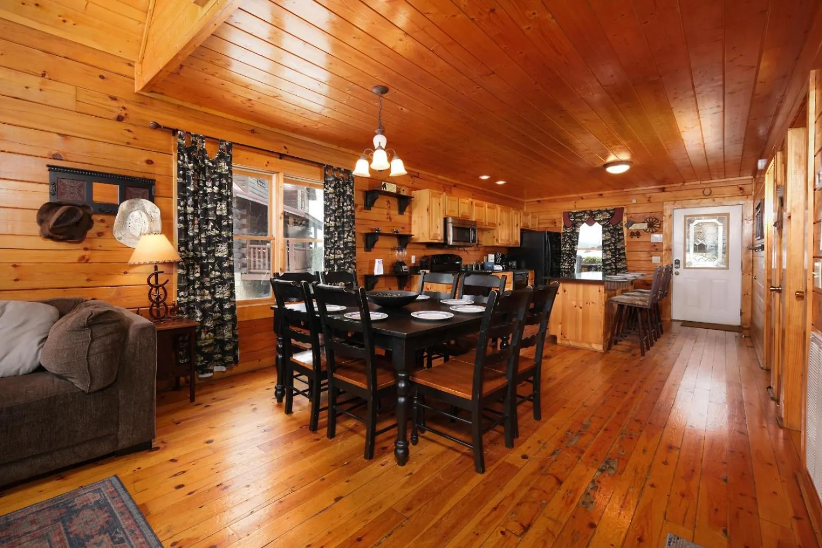 Holiday home Spacious 5br 8 Min To Dollywood Hot Tub Views Free Attraction Tickets Pigeon Forge