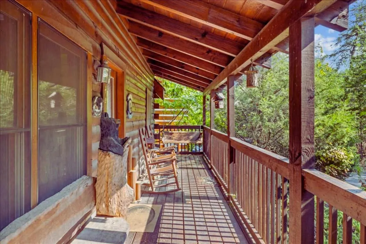 Backwoods Secluded Escape For 8 Guests * Pigeon Forge