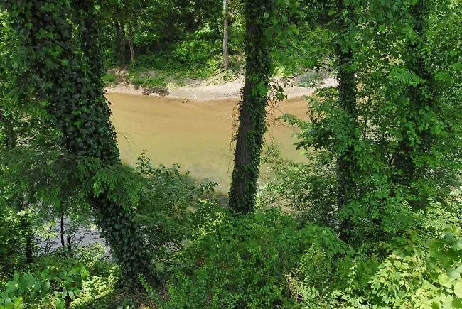 Striking Waters Chalet Pigeon Forge