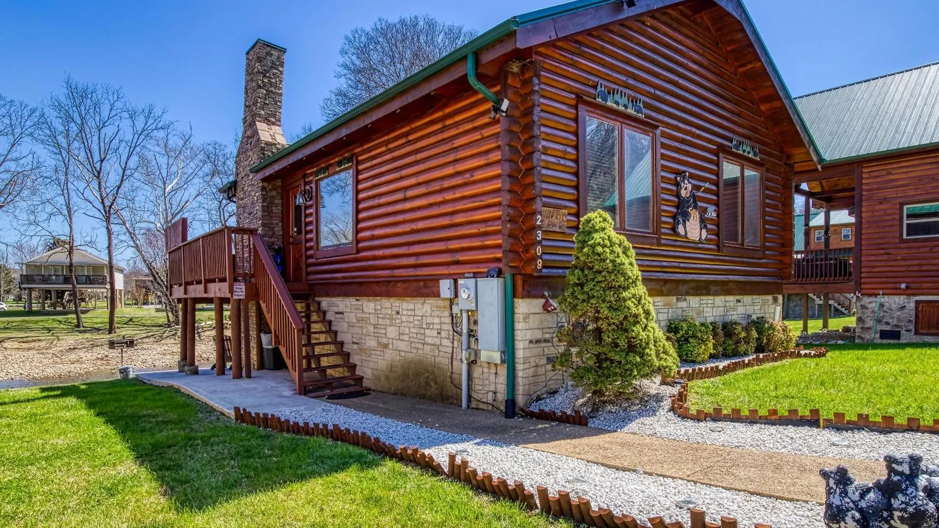 Down By The River Holiday home
