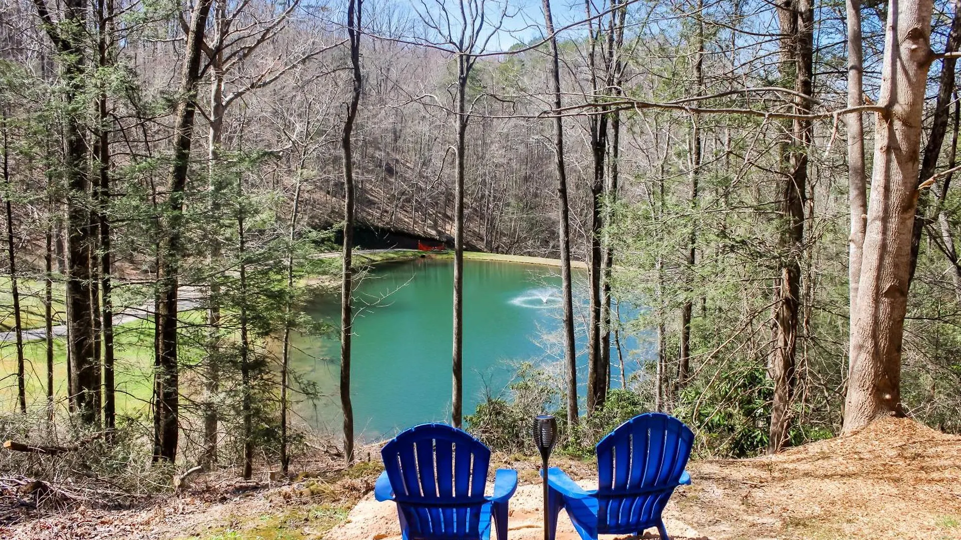 Water's View Chalet Pigeon Forge