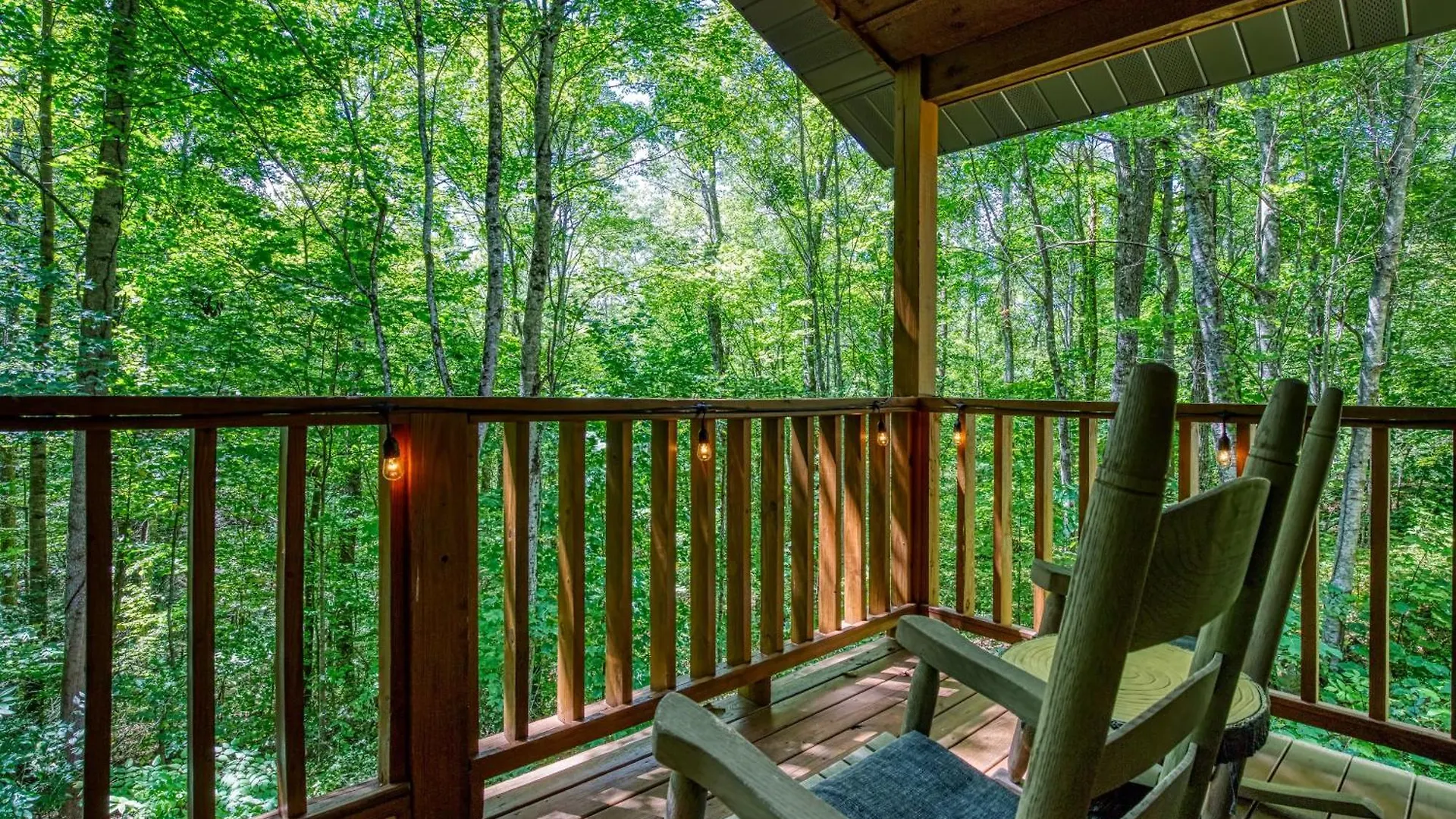 Unforgettable * Pigeon Forge