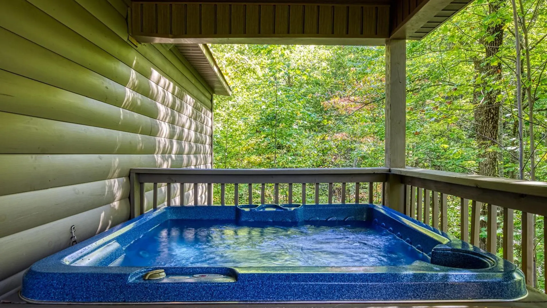 Honeymoon Hideaway Pigeon Forge