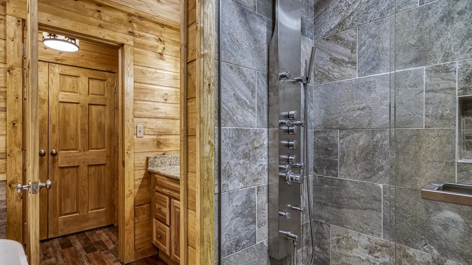 Holiday home Honeymoon Hideaway *