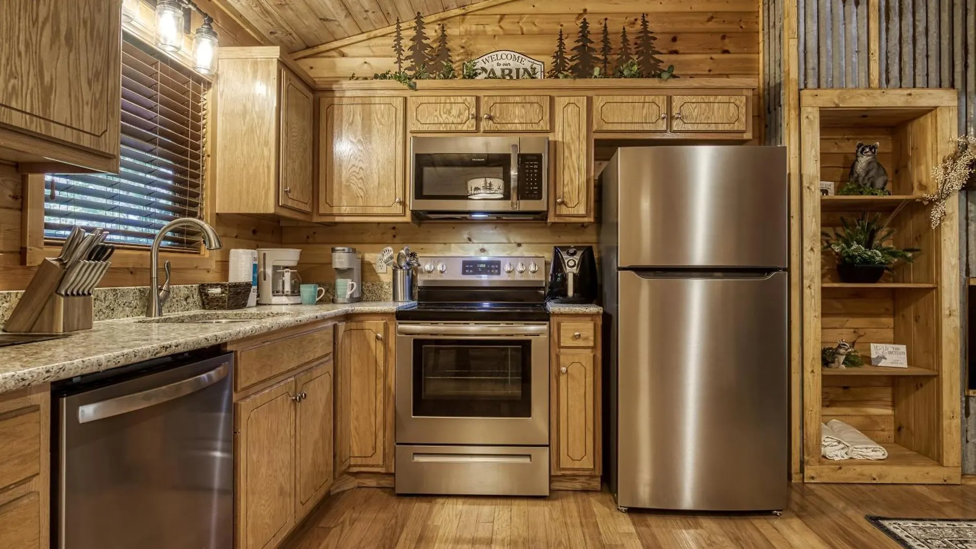 Honeymoon Hideaway Holiday home Pigeon Forge