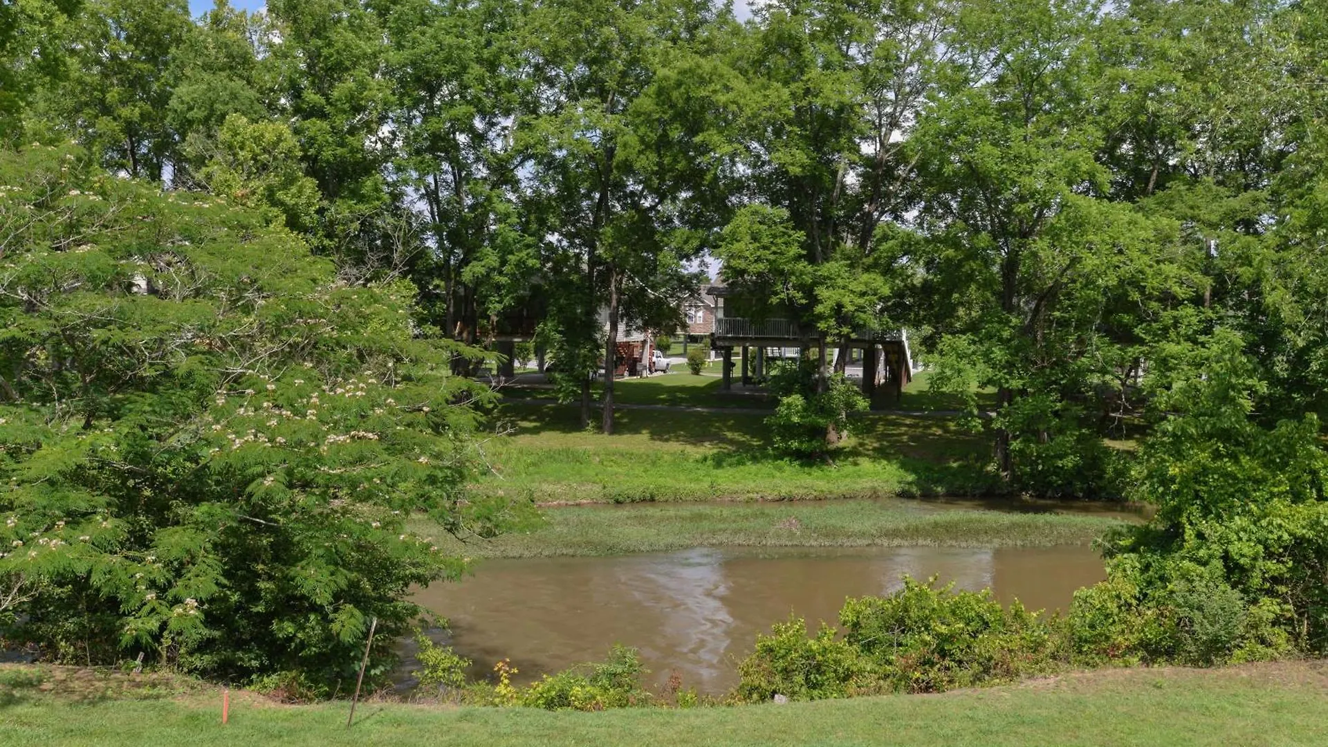 Holiday home River