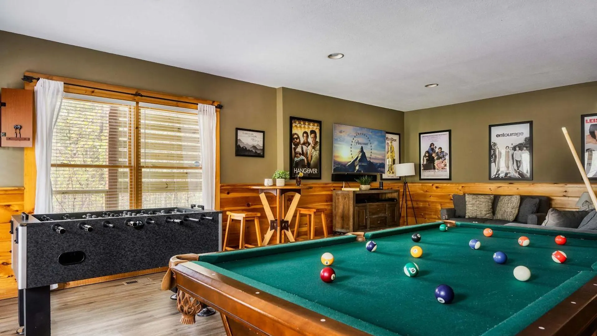 Holiday home Family Haven By Dollywood - Hot Tub - Game