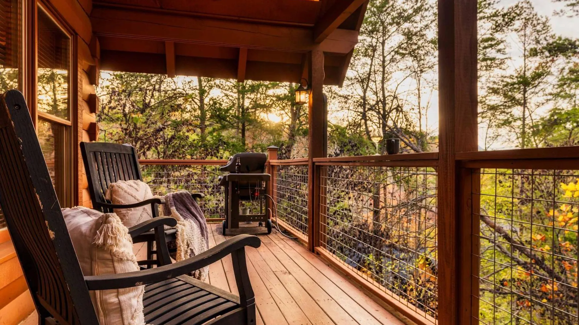 Family Haven By Dollywood - Hot Tub - Game * Pigeon Forge