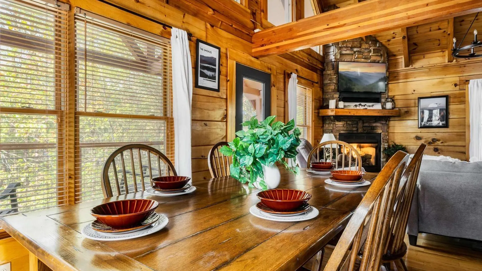 Family Haven By Dollywood - Hot Tub - Game