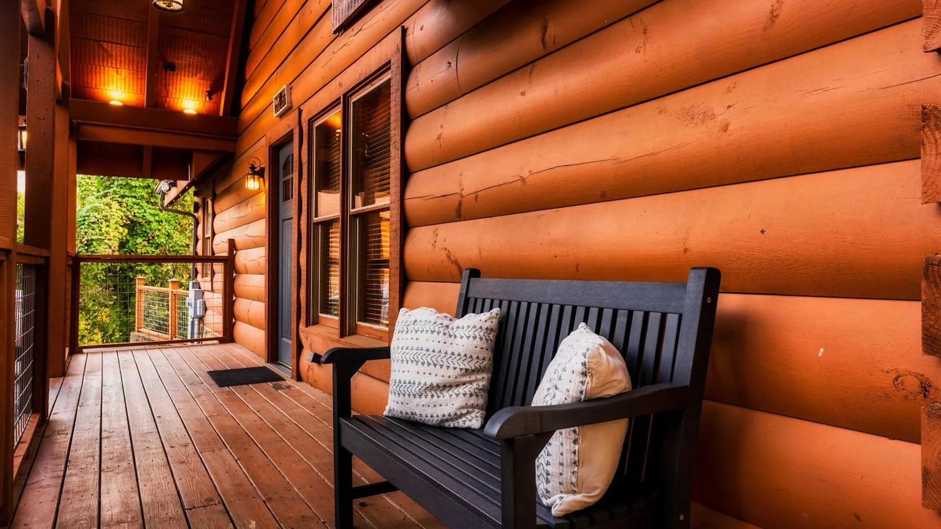 Family Haven By Dollywood - Hot Tub - Game Holiday home
