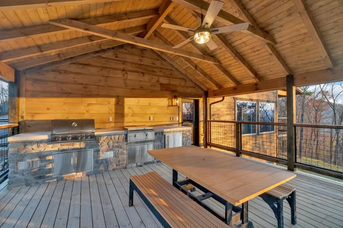 Honeybear Hideaways - Modern Luxurious With Pool, Hot Tub, Fire Place, Game And Theater * Pigeon Forge