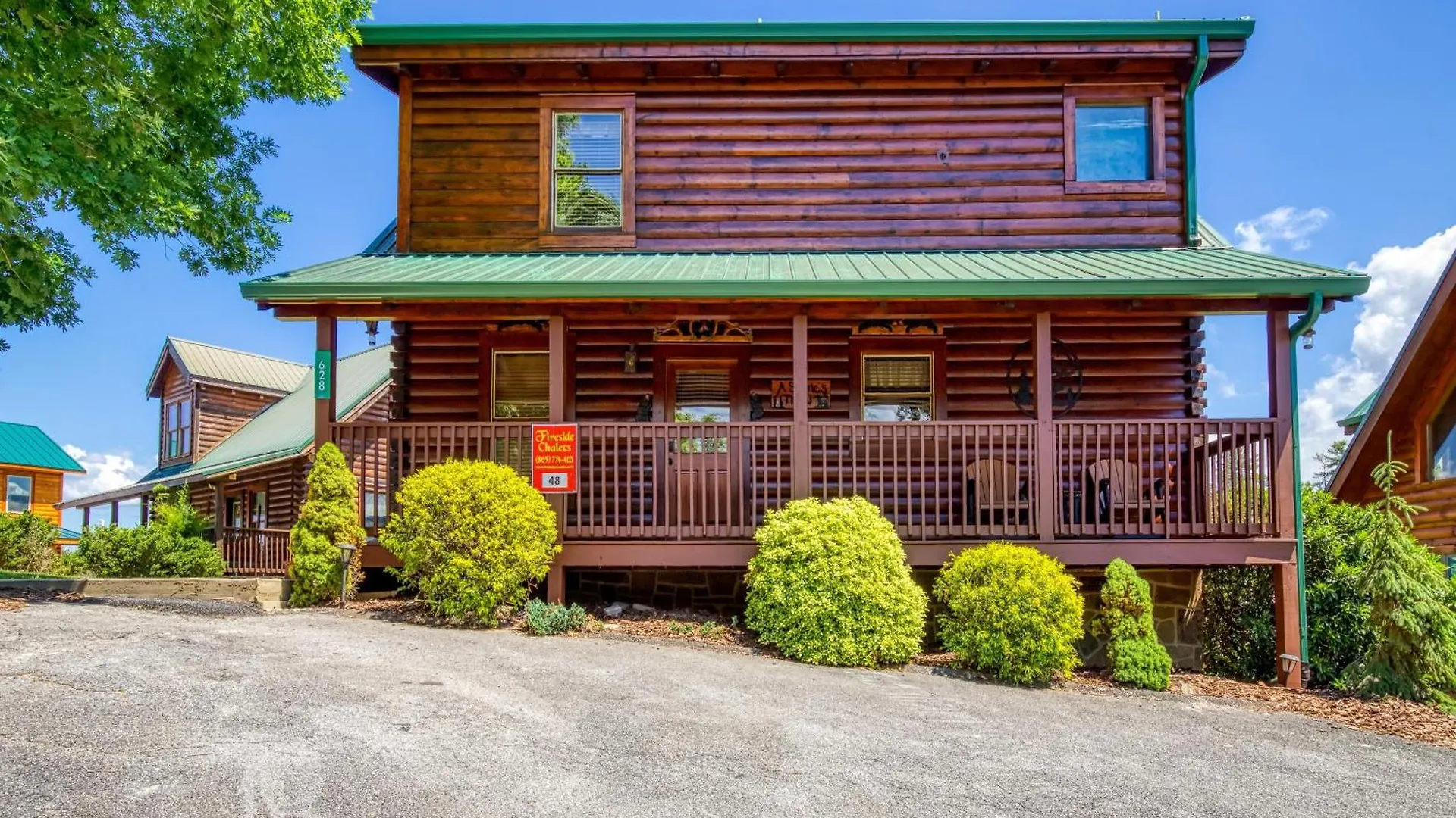 A Stone's Throw * Pigeon Forge