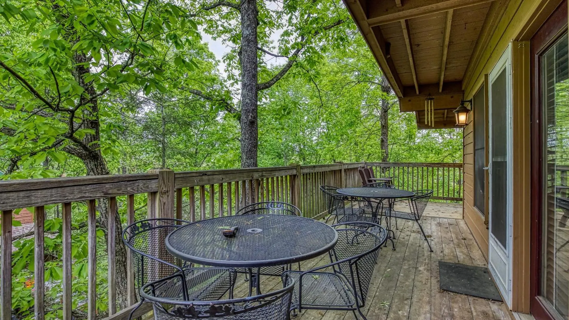Mountain Side Pigeon Forge