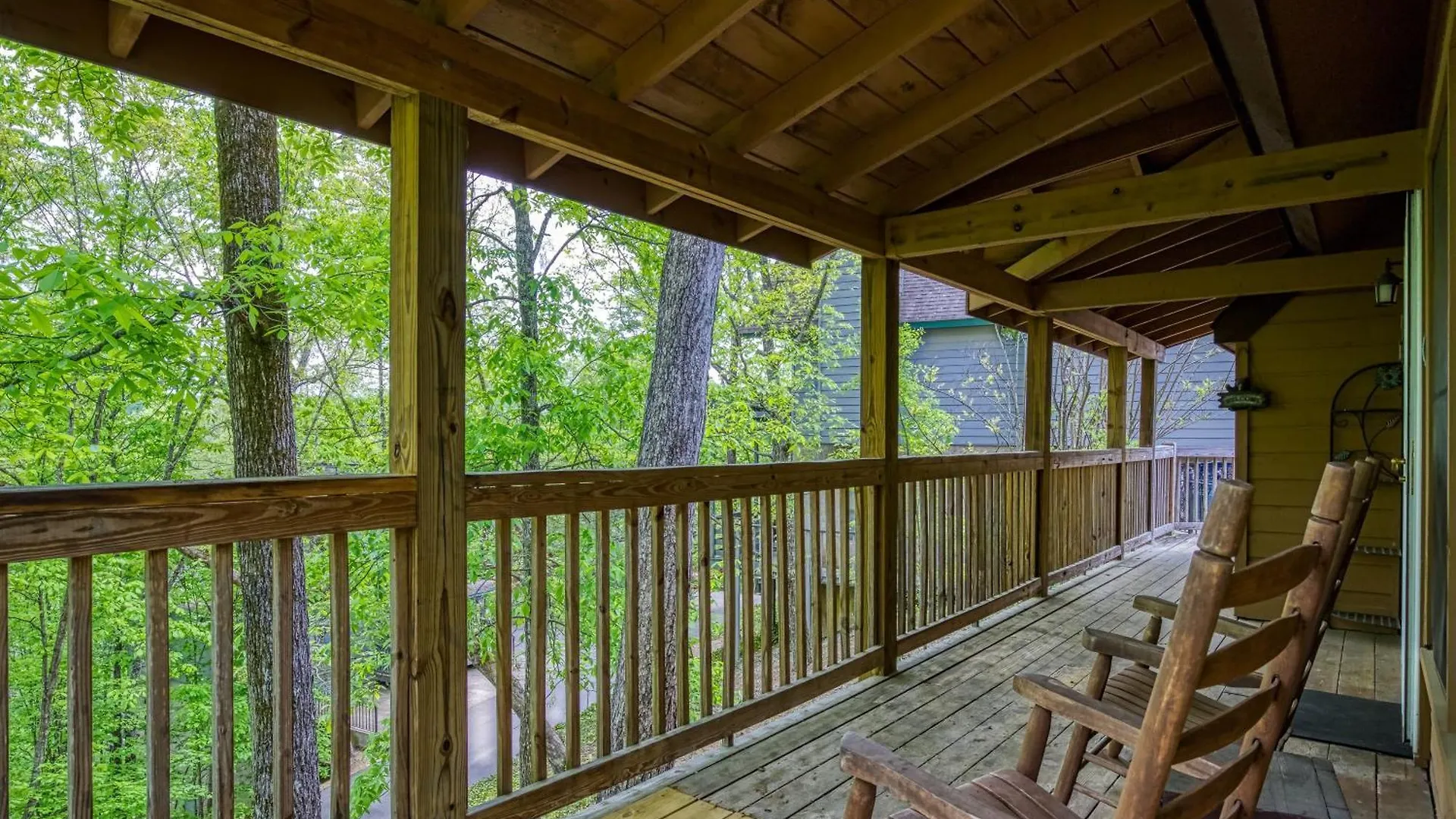 Chalet Mountain Side Pigeon Forge