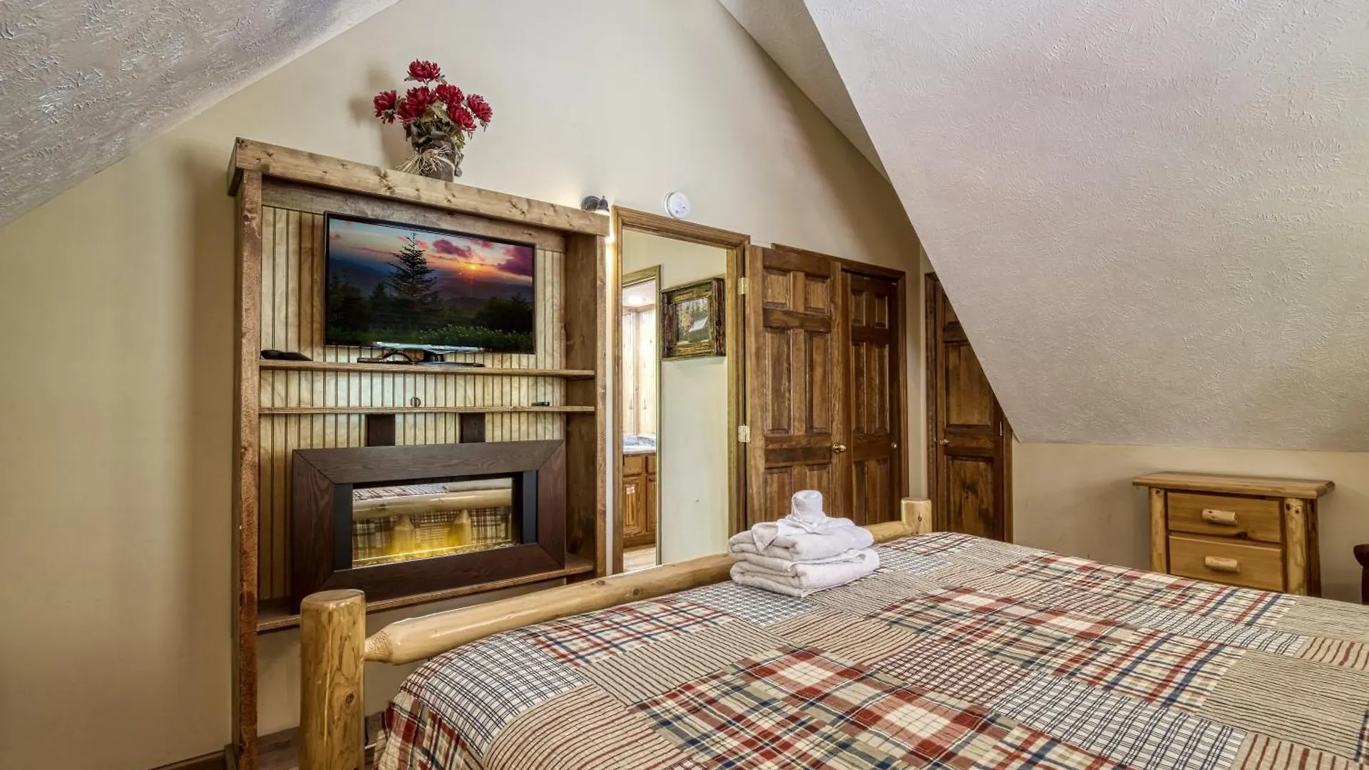 Chalet Mountain Side